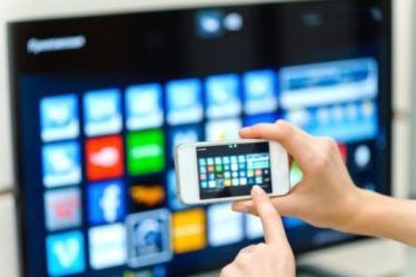 Como conectar e espelhar celular na Tv ?